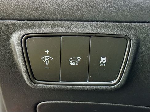 Used 2023 Hyundai Tucson Limited image 15