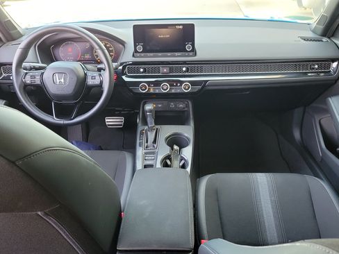 Used 2024 Honda Civic Sport image 17