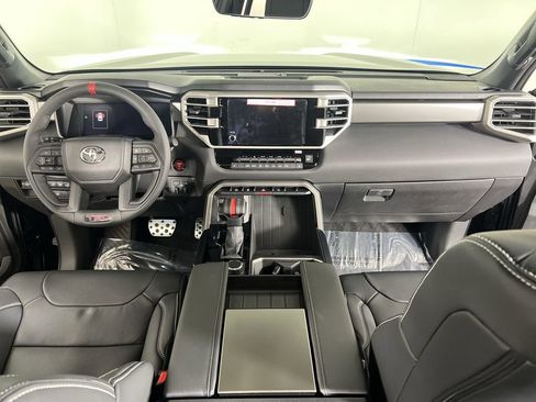 Used 2026 Toyota Sequoia TRD Pro AWD/4WD image 21