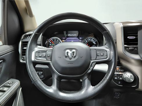 Used 2020 RAM 1500 Laramie AWD/4WD image 5