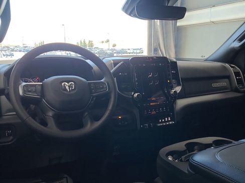 Used 2026 RAM 2500 Big Horn AWD/4WD image 8