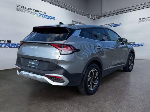 Used 2024 Kia Sportage LX image 5