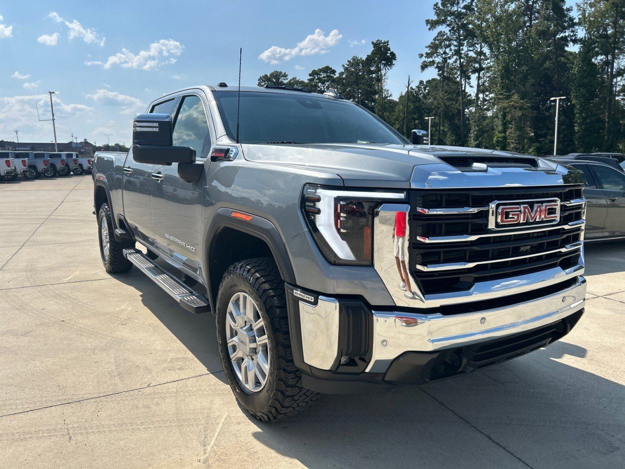 Used 2024 GMC Sierra 2500 SLT w/ SLT Premium Package AWD/4WD image 2