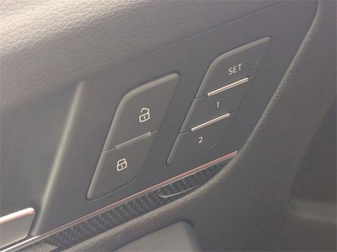 Used 2019 Audi SQ5 Prestige w/ Prestige Package image 11