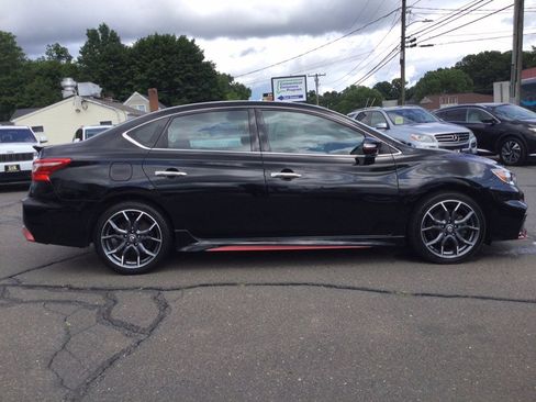 Used 2017 Nissan Sentra NISMO w/ NISMO Premium Package FWD image 7
