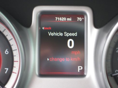 Used 2016 Dodge Journey SE w/ Flexible Seating Group image 16