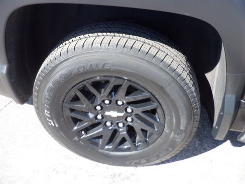 Used 2024 Chevrolet Silverado EV W/T AWD/4WD image 8