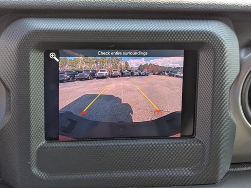 Used 2020 Jeep Gladiator Sport w/ Quick Order Package 24S image 21