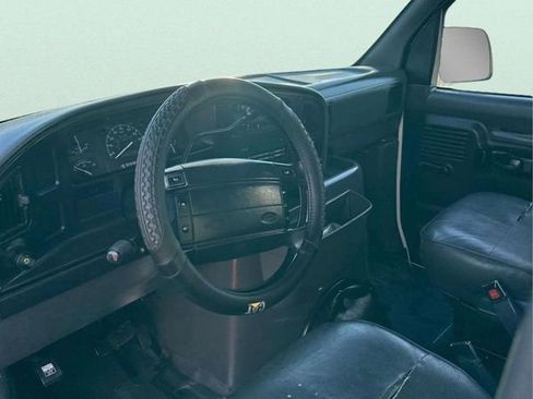 Used 1996 Ford E-350 and Econoline 350 XLT image 14