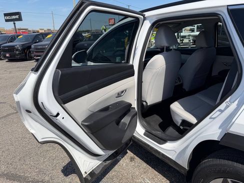 Used 2025 Hyundai Tucson SEL AWD/4WD image 30