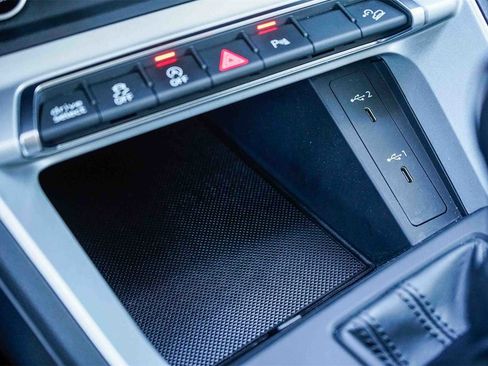 Used 2022 Audi Q3 2.0T Premium Plus w/ Premium Plus Package image 22