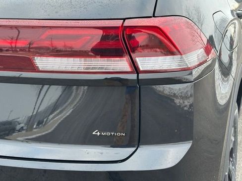 New 2026 Volkswagen Atlas Cross Sport SEL R-Line image 15