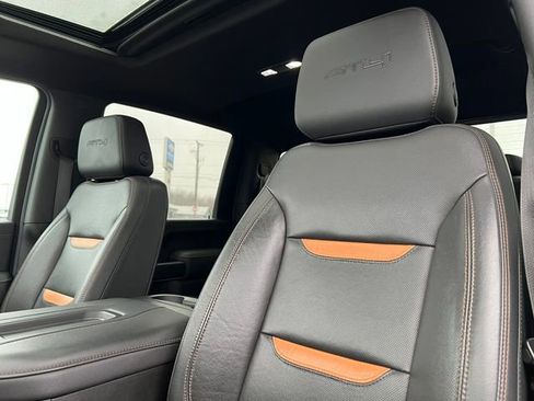 Used 2021 GMC Sierra 2500 AT4 w/ AT4 Premium Plus Package image 23