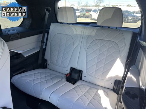 Used 2024 BMW X7 xDrive40i image 33