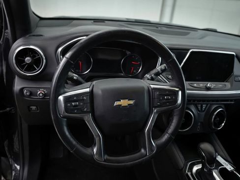 Used 2022 Chevrolet Blazer Premier w/ Enhanced Convenience Package AWD/4WD image 4
