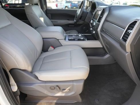 Used 2020 Ford Expedition XLT w/ Equipment Group 202A image 19