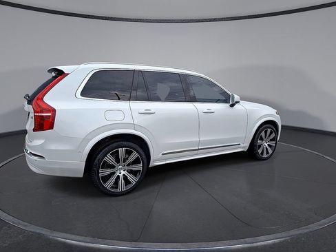 Used 2023 Volvo XC90 B6 Ultimate w/ Protection Package Premier AWD/4WD image 7