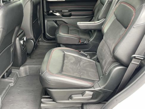 Used 2023 Ford Explorer ST-Line w/ Class IV Trailer Tow Package image 12