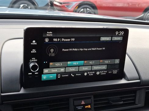 Certified 2025 Honda Pilot TrailSport image 15