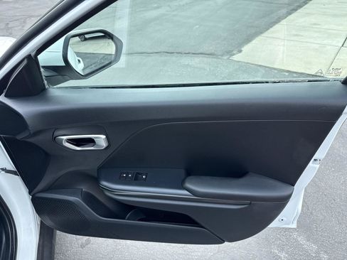Used 2026 Kia K4 FWD image 23