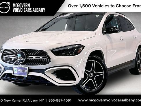 Used 2025 Mercedes-Benz GLA 250 4MATIC image 1