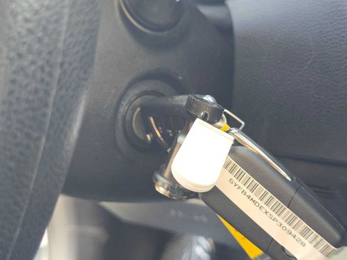 Certified 2025 Toyota Corolla LE FWD image 29