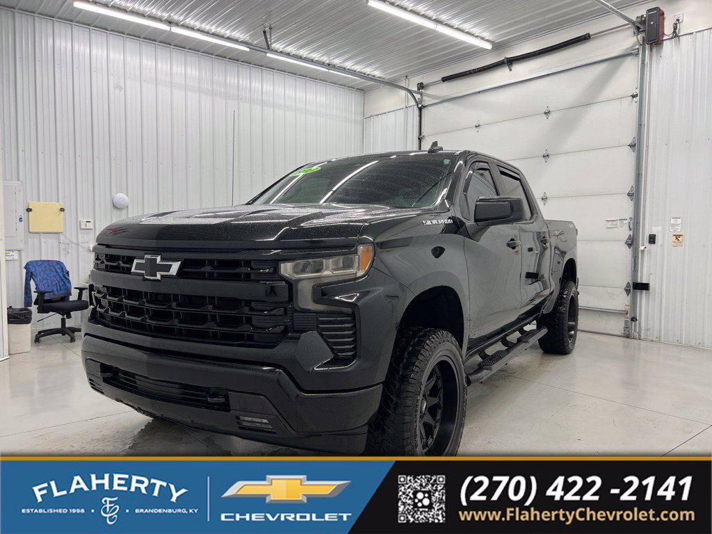 Used 2022 Chevrolet Silverado 1500 RST AWD/4WD image 6