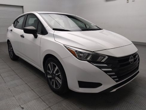 Used 2024 Nissan Versa S w/ S Plus Package FWD image 13
