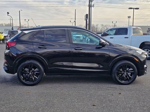 Used 2025 Buick Encore GX Sport Touring w/ Advanced Technology Package image 6