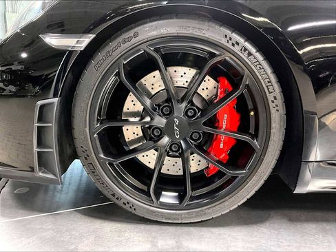 Used 2021 Porsche 718 Cayman GT4 image 14