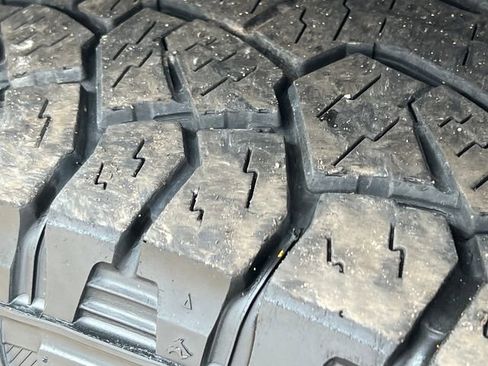 Used 2019 Ford Ranger XLT w/ Equipment Group 302A Luxury image 8