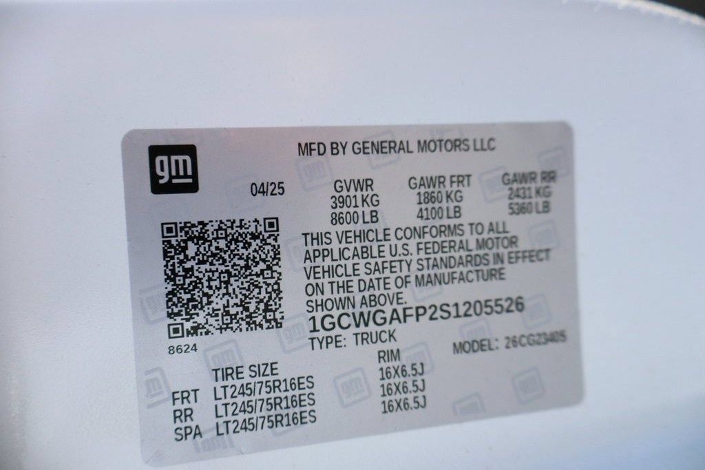 New 2025 Chevrolet Express 2500 w/ Driver Convenience Package RWD image 31