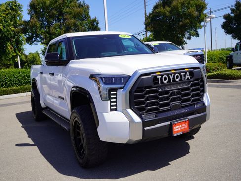 Used 2024 Toyota Tundra Limited AWD/4WD image 1