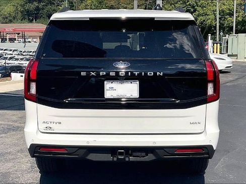 Certified 2025 Ford Expedition Max Active RWD image 4