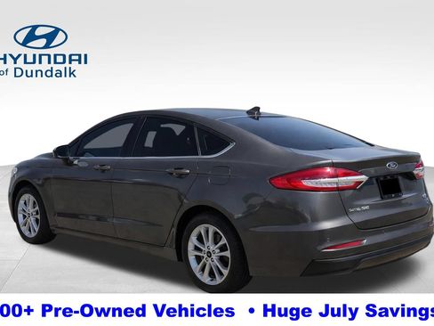 Used 2020 Ford Fusion SE FWD image 5
