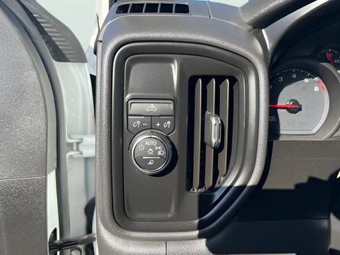 Used 2019 Chevrolet Silverado 1500 W/T RWD image 16