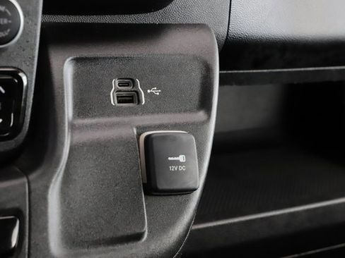 Used 2023 RAM ProMaster 2500 image 23