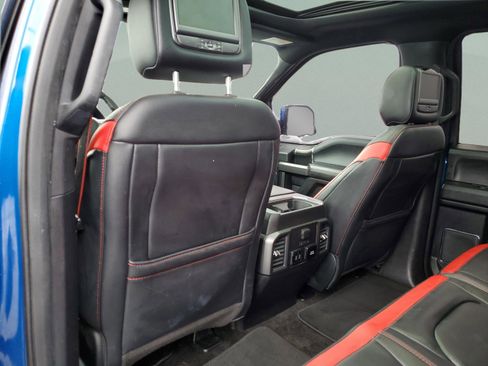 Used 2018 Ford F150 Lariat w/ Equipment Group 502A Luxury image 13