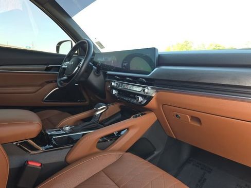 Used 2024 Kia Telluride SX X-Line image 24