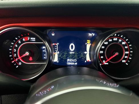 Used 2020 Jeep Wrangler Unlimited Rubicon AWD/4WD image 28