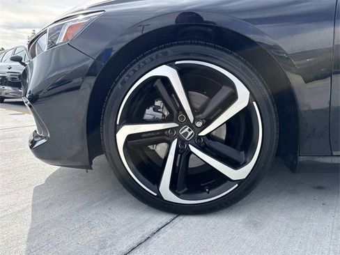 Used 2022 Honda Accord Sport image 4