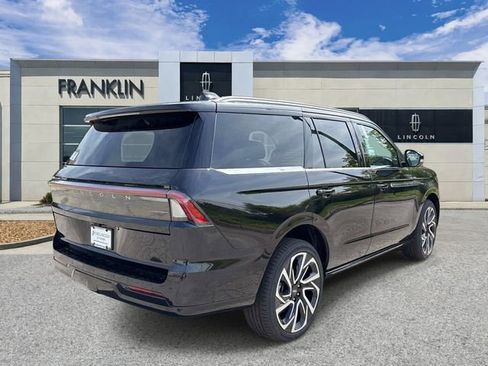 New 2026 Lincoln Navigator Reserve AWD/4WD image 7