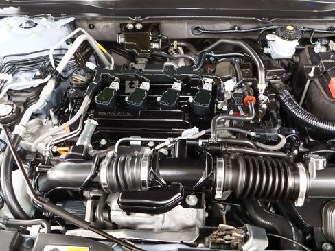 Used 2022 Honda Accord Sport image 28