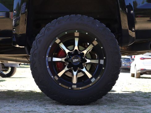 Used 2017 Chevrolet Silverado 1500 LT w/ All Star Edition image 6