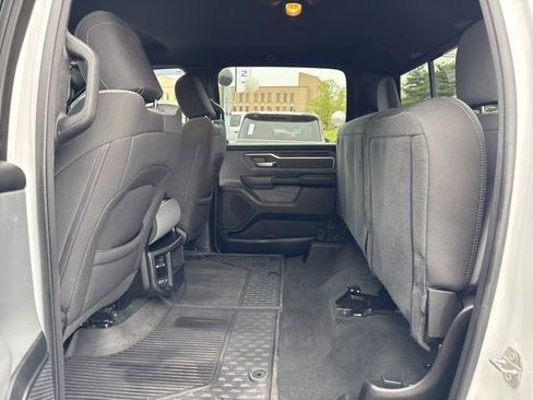 Used 2022 RAM 1500 Big Horn AWD/4WD image 23