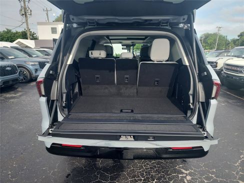 New 2026 Lincoln Navigator Reserve AWD/4WD image 20