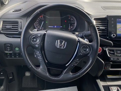 Certified 2023 Honda Ridgeline Black Edition image 37