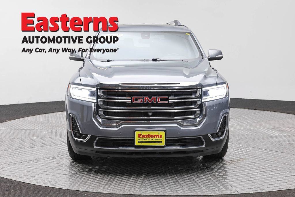 Used 2020 GMC Acadia SLT w/ Driver Alert Package II FWD image 2