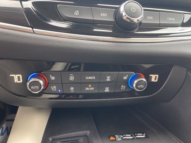 Used 2024 Buick Enclave Premium w/ Experience Buick Package AWD/4WD image 30