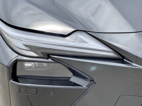 New 2026 Lexus ES 350e w/ Convenience Package FWD image 11